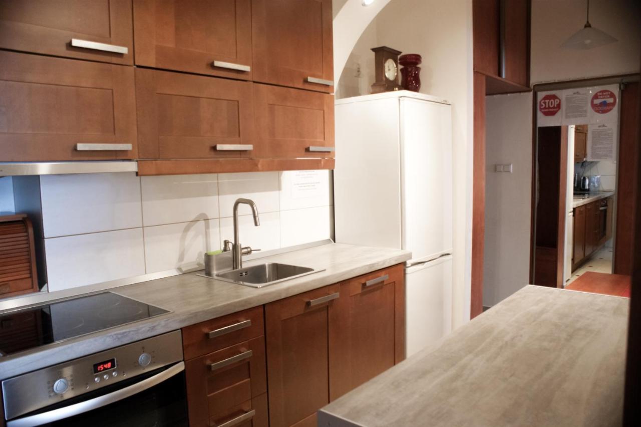 Euro-Room Krakow Bagian luar foto
