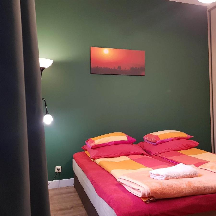 Euro-Room Krakow Bagian luar foto